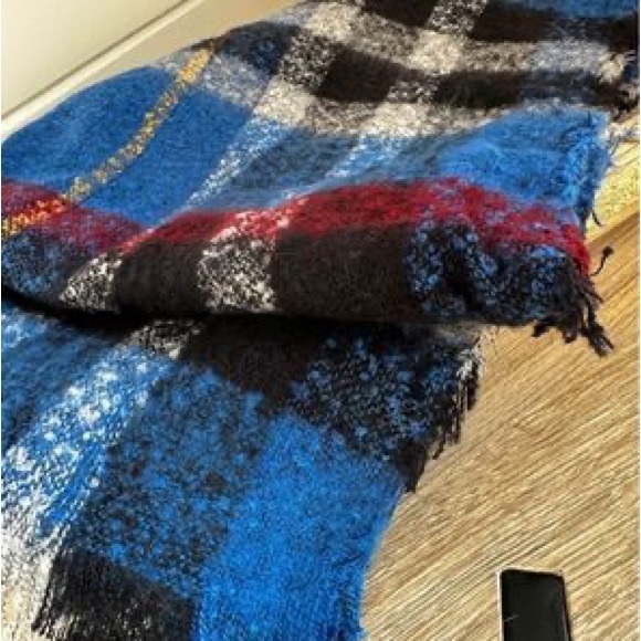 Love of Fashion Blue Checker Plaid Blanket Scarf - Picture 3 of 4